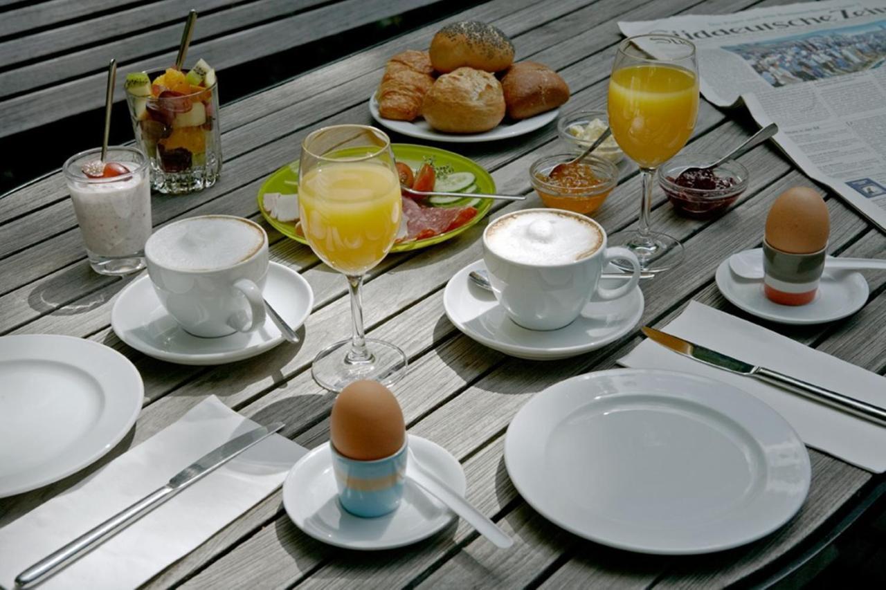 Hotel Wedina An Der Alster Hamburgo Exterior foto
