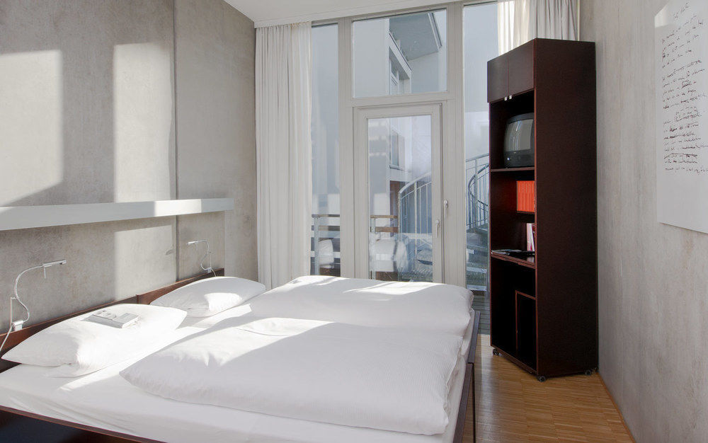 Hotel Wedina An Der Alster Hamburgo Exterior foto